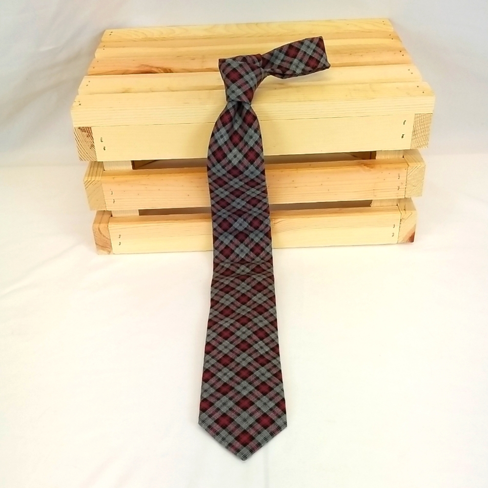 Tommy Hilfiger Men's Tie, Red/Grey/Black Check. NWT